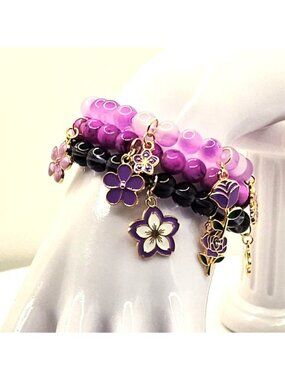 Purple Flower Bracelet Stack, Floral Charm Bracelet Set, Beaded Stretch Bracelet